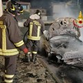 Il Coronavirus non ferma i roghi d'auto: in fiamme una Citroën C1
