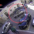 Noleggia un'auto per rapinare il Monte dei Paschi: arrestato