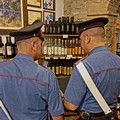 Centro di bevande nel mirino dei malviventi: rubate bottiglie e denaro