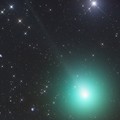 Nel cielo è visibile una stella cometa