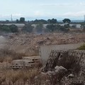 Ancora fumo dai capannoni in fiamme giorni fa: la denuncia di PVA - VIDEO