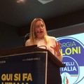 Giorgia Meloni ieri a Bari: «Con Fratelli d'Italia più sicurezza e abolizione della legge Fornero»