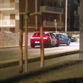 Rubano un'auto sul lungomare di Giovinazzo: il video fa il giro del web