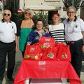 Grande sostegno a Giovinazzo per la campagna delle mele AISM