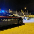 In via Antro cedono due pali telefonici, sul posto arrivano i Carabinieri