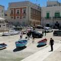 Cala Porto diventa parcheggio per set fotografici