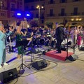 L'Orchestra Sinfonica Metropolitana strega piazza Vittorio Emanuele II