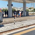 Donna investita a Trani ed estratta viva: traffico ferroviario in tilt da e per Giovinazzo