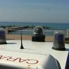 Uomo derubato in spiaggia. Ipnotizzato o stordito?