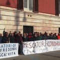 La pesca langue. Ieri la protesta a Bari dei lavoratori della Bat e del nord barese