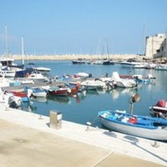 Furto di natanti a Bisceglie. Un gommone ritrovato a Giovinazzo