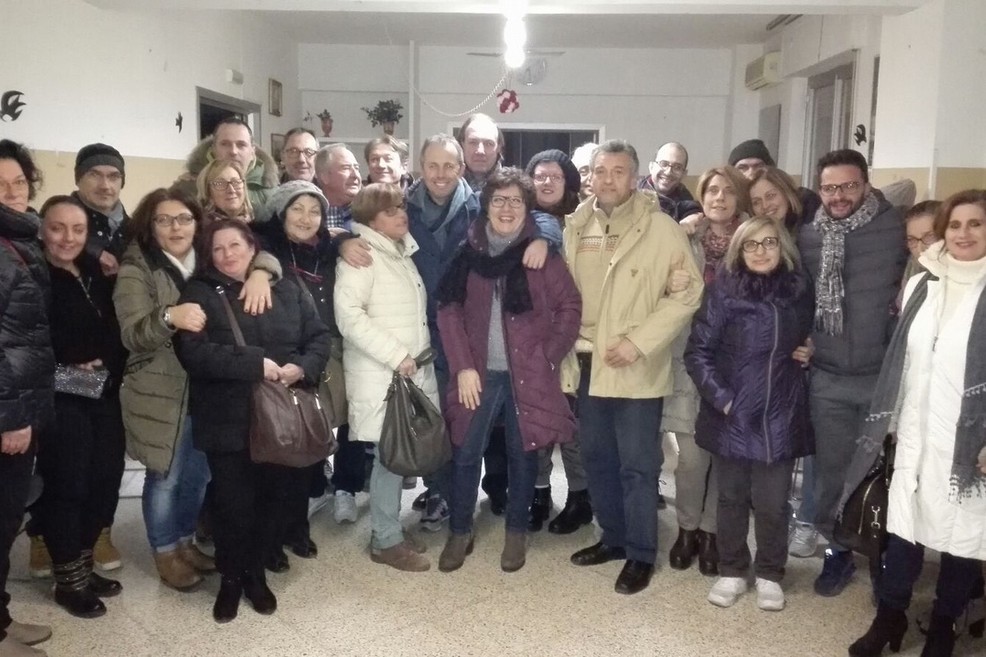 Foto di gruppo nella Casa di Riposo