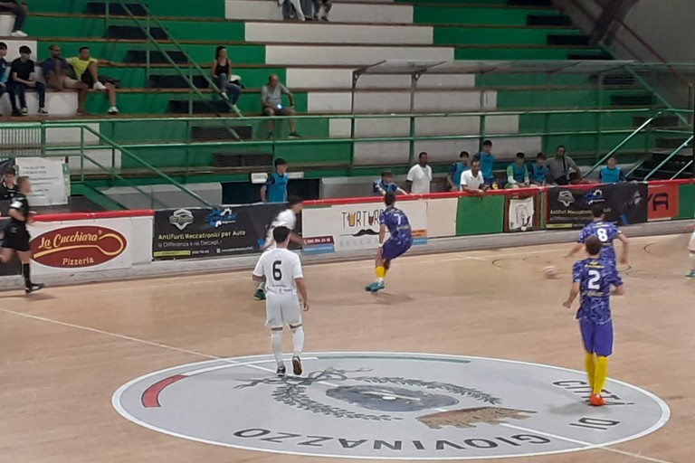 Il Defender Giovinazzo C5