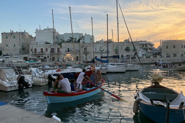 Amici del Gozzo, Giovinazzo dal mare. <span>Foto Marzia Morva</span>