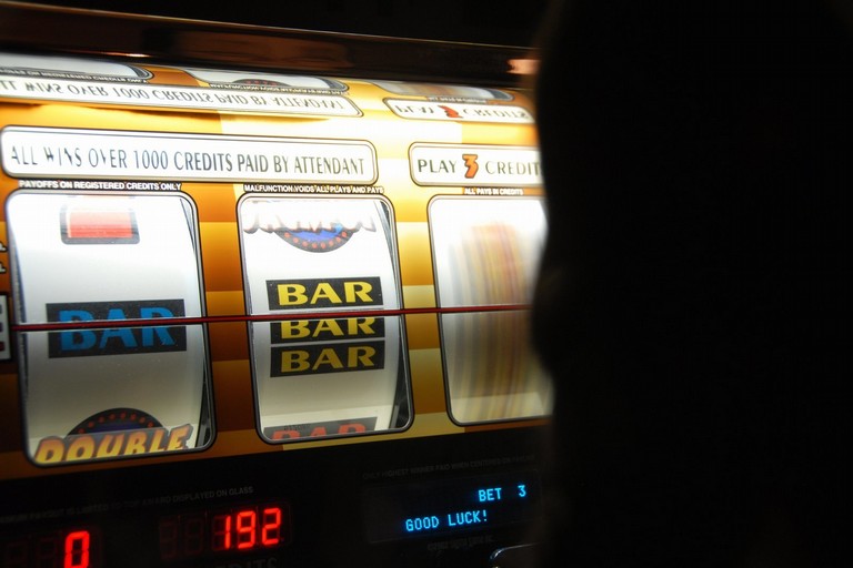 Una slot machine