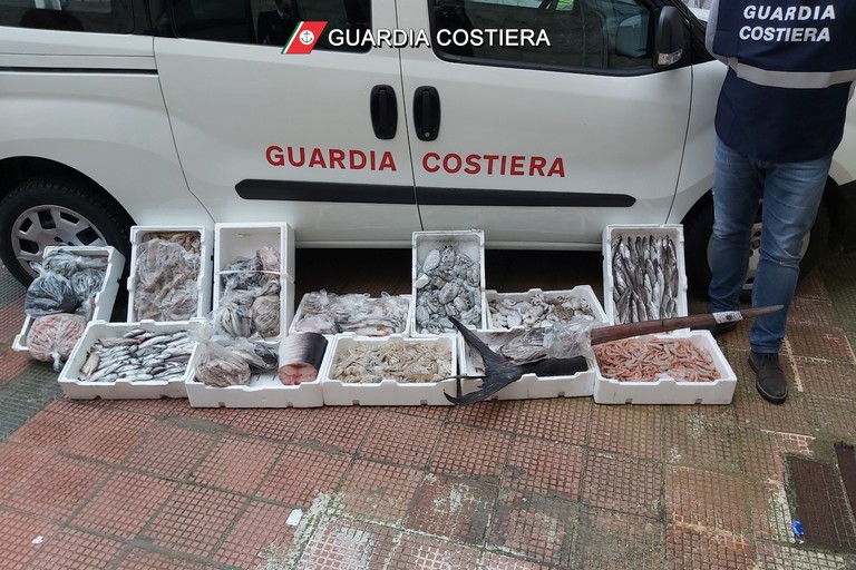 Il sequestro della Guardia Costiera