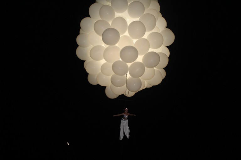 Un momento dello spettacolo di ieri sera. <span>Foto Gianluca Battista</span>