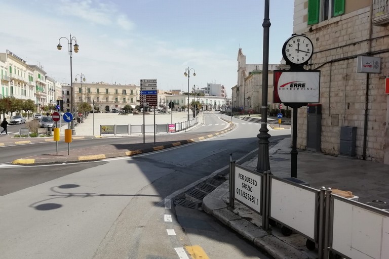 Piazza Vittorio Emanuele II da via Molfetta. <span>Foto Giuseppe Palmiotto</span>