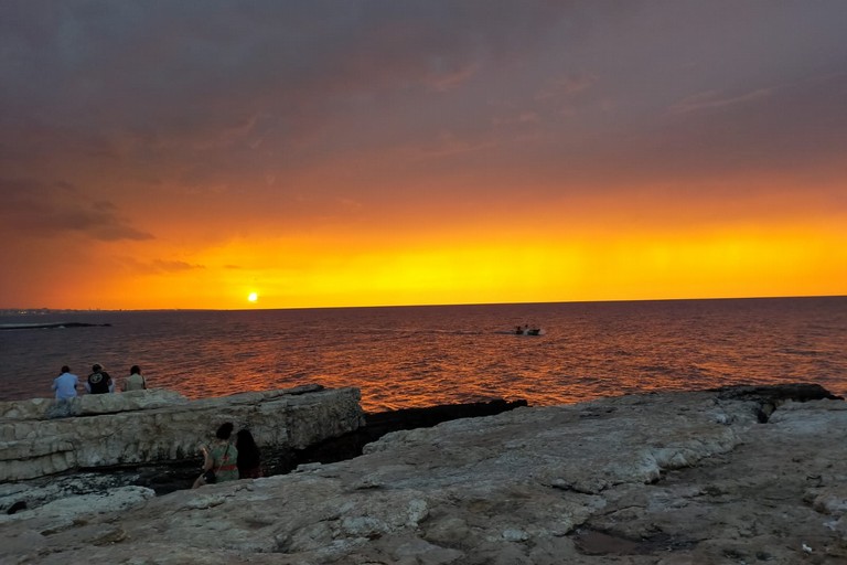 Maltempo al tramonto. <span>Foto Gabriella Serrone</span>