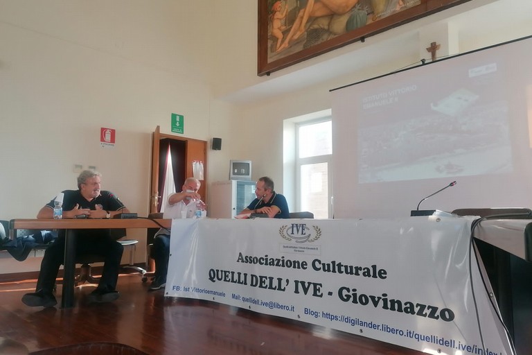 Emiliano in Aula Pignatelli. <span>Foto Giuseppe Dalbis</span>