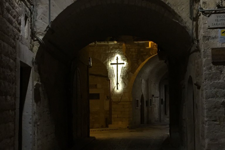 La croce dell'Arciconfraternita del Carmine