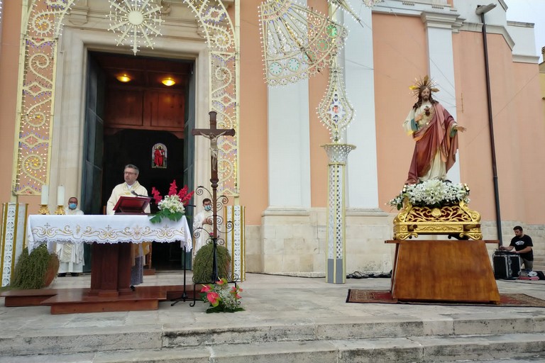 Festa del Sacro Cuore di Gesù in piazza Sant'Agostino. <span>Foto Gabriella Serrone</span>