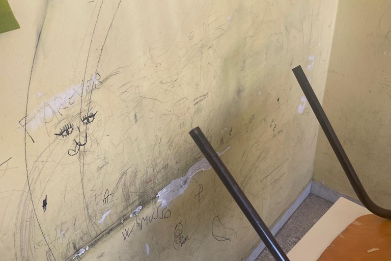 Muri vandalizzati