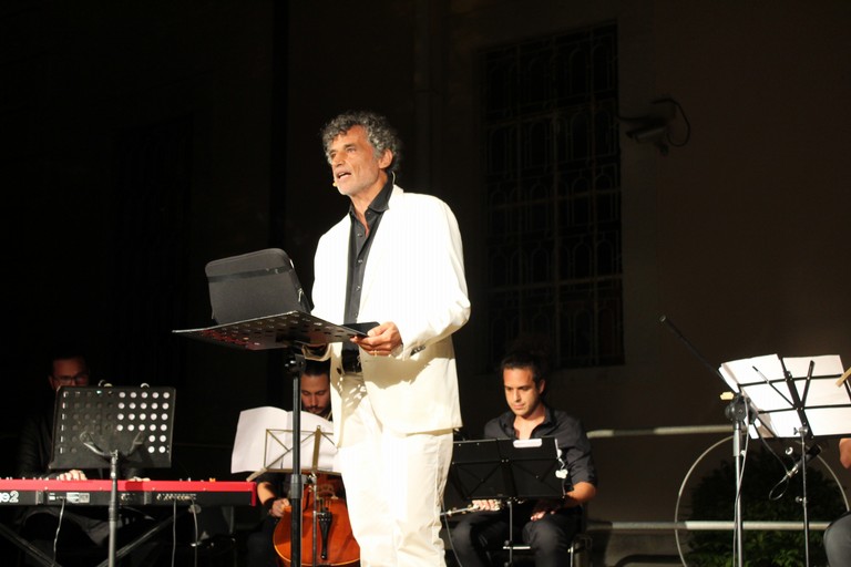 Enrico Lo Verso sul palco giovinazzese. <span>Foto Gianluca Battista</span>