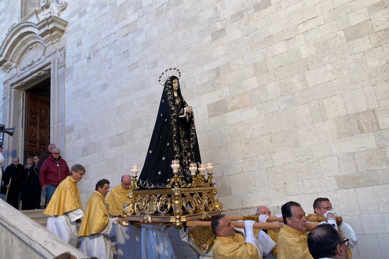 Oggi la processione dell'Addolorata: orari ed itinerario