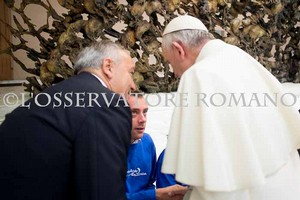 Il Papa incontra gli Angeli della Vita. <span>Foto L'Osservatore Romano</span>
