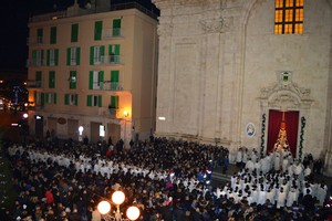 Aperta la Porta Santa della Cattedrale di Molfetta. <span>Foto Mino Ciocia</span>