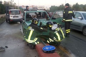 L'incidente lungo la ex strada statale 16 Adriatica
