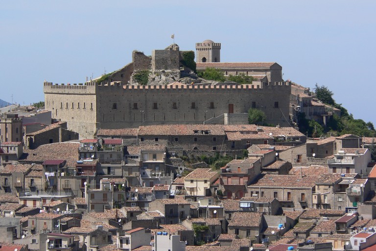 Il castello di Montalbano Elicona