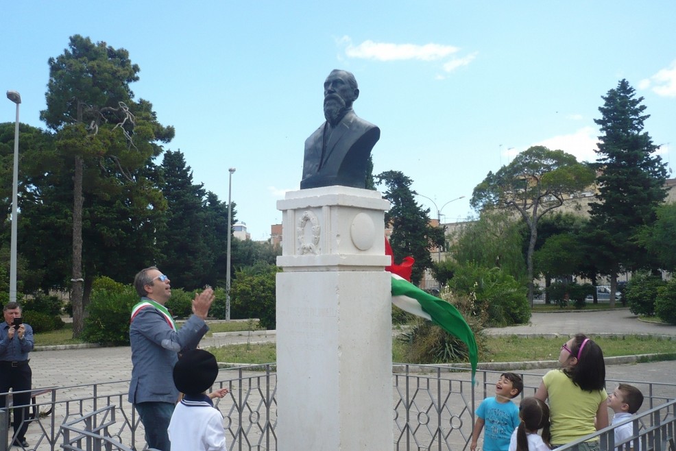 L'inaugurazione del busto di Palombella