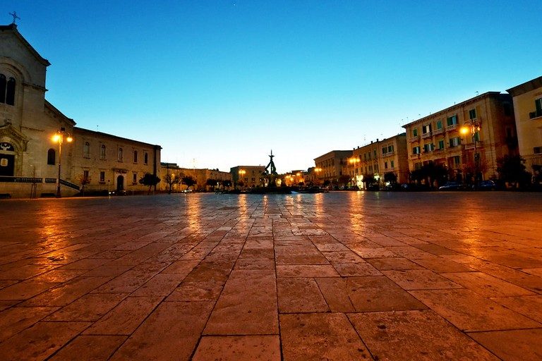 Piazza Vittorio Emanuele II ai tempi del Coronavirus. <span>Foto Giuseppe Palmiotto</span>