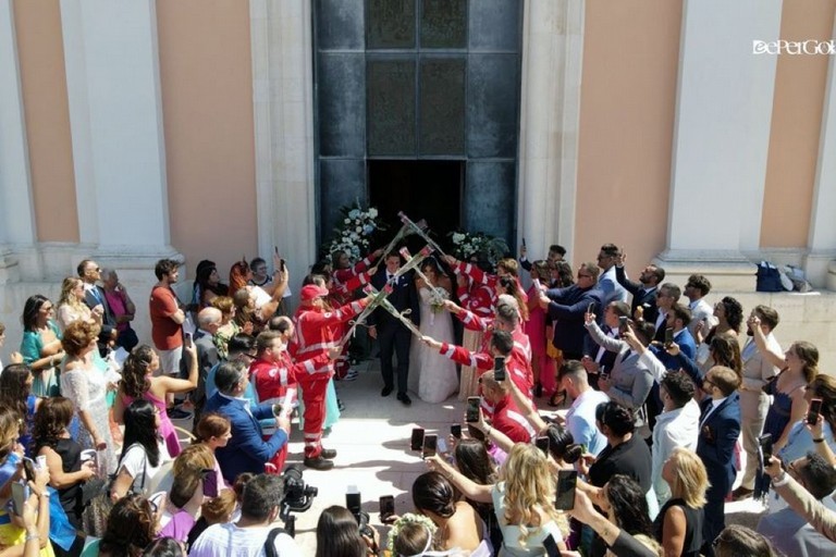 Picchetto d'onore Croce Rossa. <span>Foto Eventi Depergola </span>